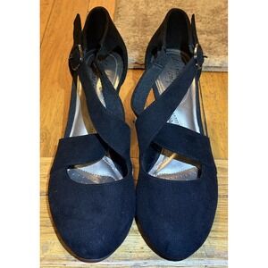 Dexflex Comfort Women's Macie Black Faux Suede Cross Strap Pump Heel Shoes-9.5